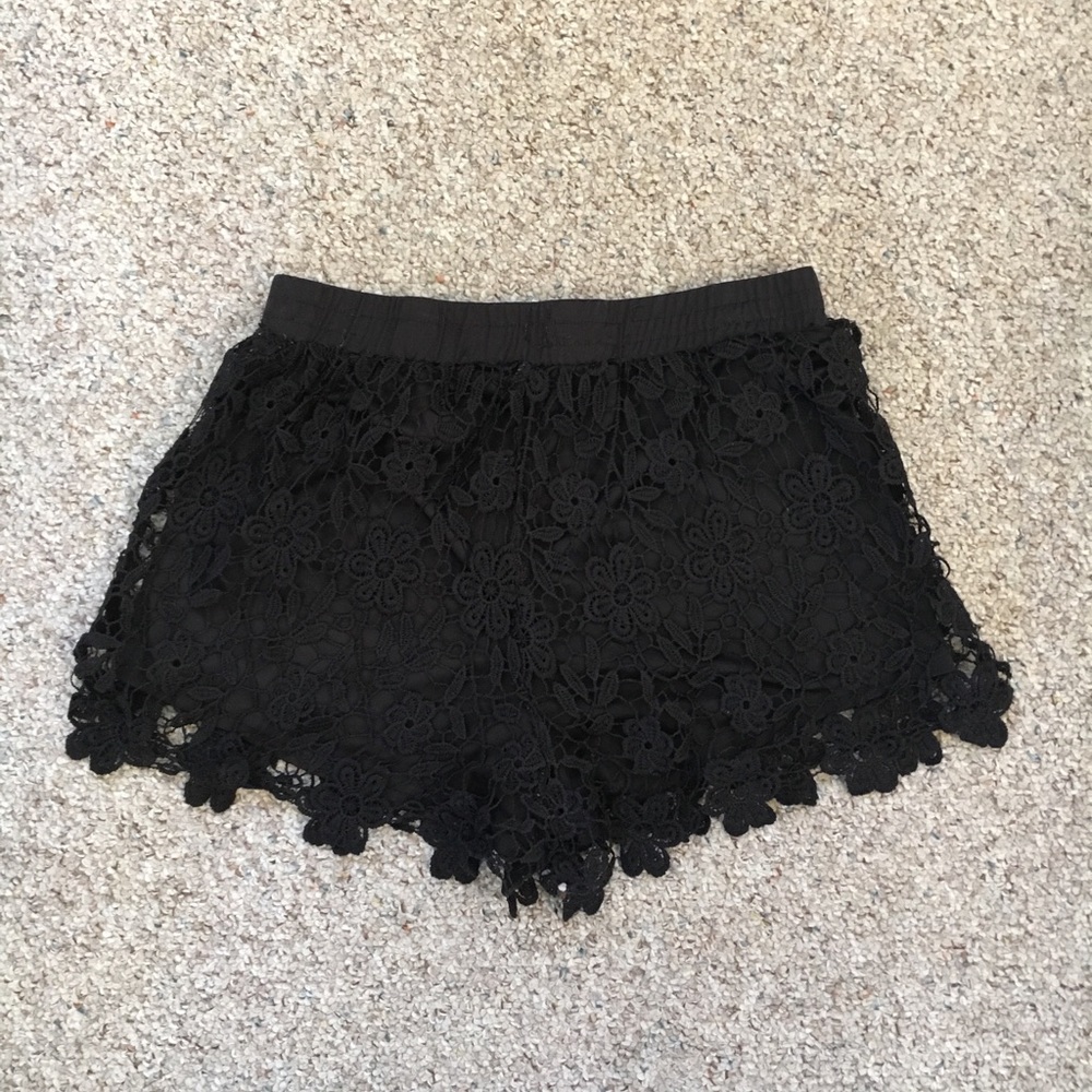 Black H&M Flower Lace Shorts